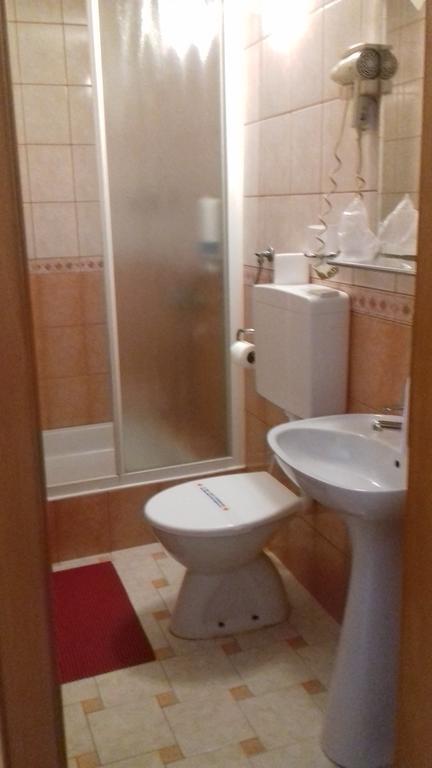 B&B Boem Požarevac Buitenkant foto