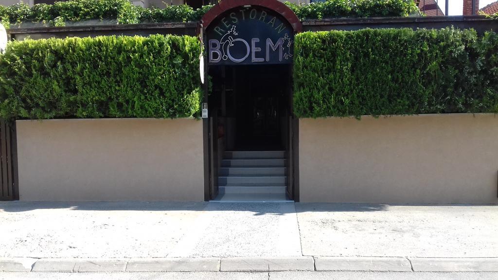 B&B Boem Požarevac Buitenkant foto