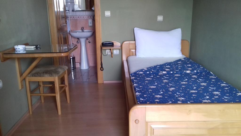 B&B Boem Požarevac Buitenkant foto
